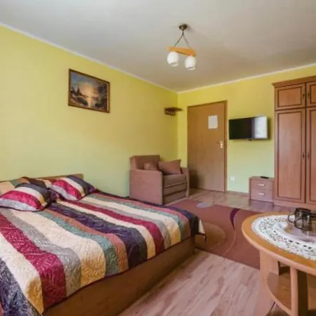 Konukevi Holica Krynica Zdroj